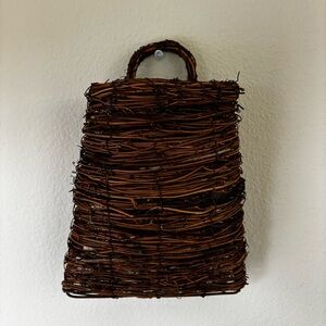 Vintage Hanging wall Wicker Plant Holder Woven Basket planter‎